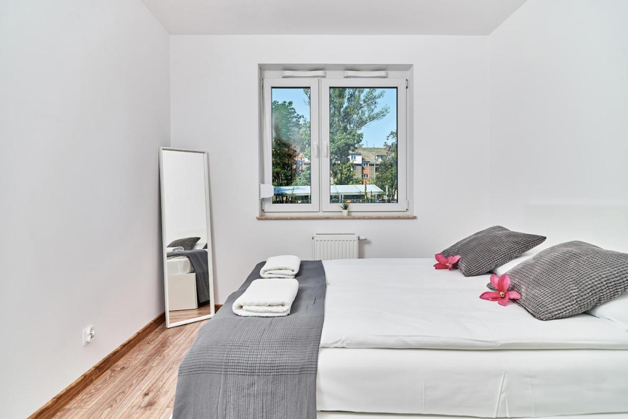 Modern Apartments Wroclaw By Renters Екстериор снимка