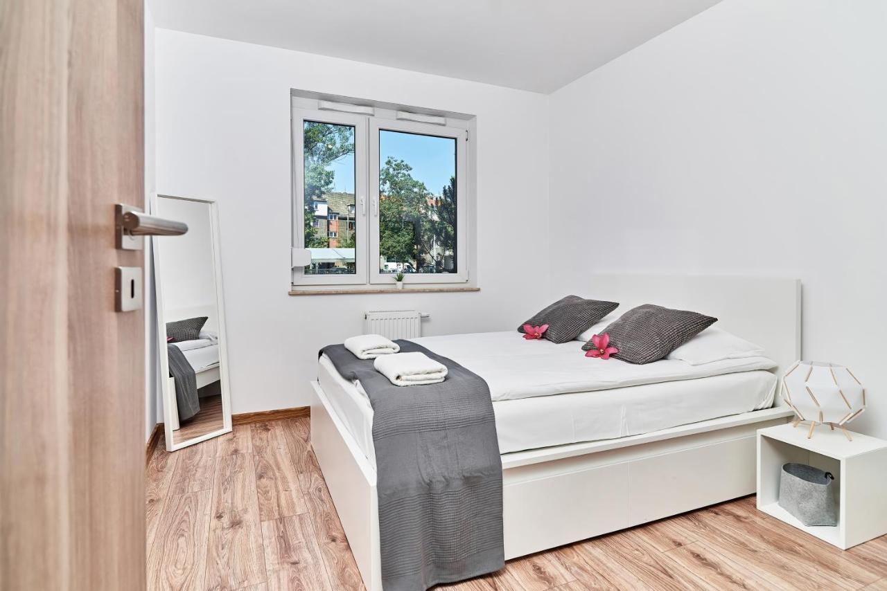 Modern Apartments Wroclaw By Renters Екстериор снимка