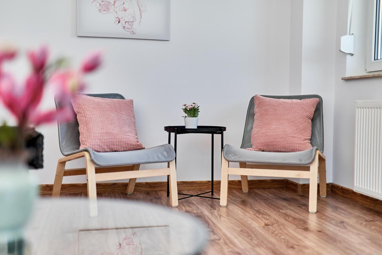 Modern Apartments Wroclaw By Renters Екстериор снимка