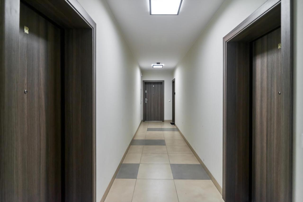 Modern Apartments Wroclaw By Renters Екстериор снимка